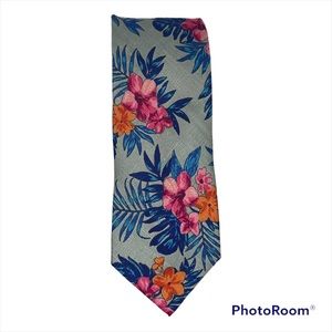 Thin Grey Floral Wembley 100% Polyester Great for Any Tie Lover!
